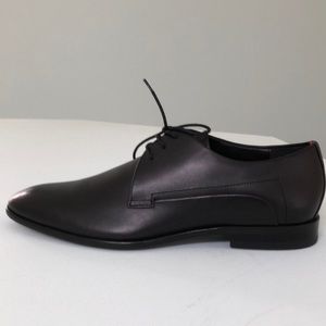 NEW Hugo Boss Amputee Left mens derby dress shoe. Size 9